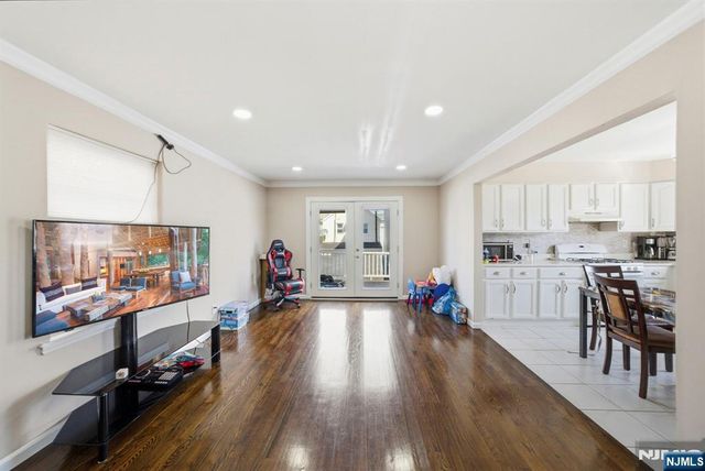 56 Lentz Avenue, Newark, NJ 07105