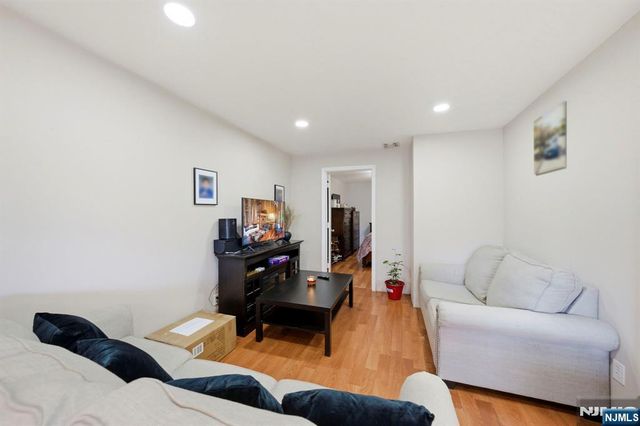 56 Lentz Avenue, Newark, NJ 07105