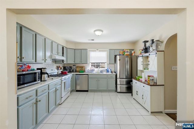 56 Lentz Avenue, Newark, NJ 07105