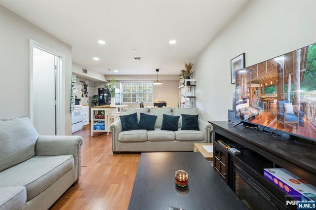 56 Lentz Avenue, Newark, NJ 07105