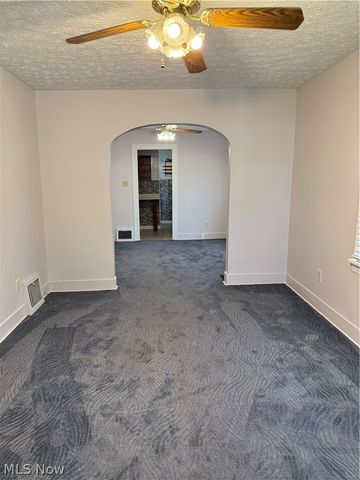 462 Larkin Avenue, Akron, OH 44305