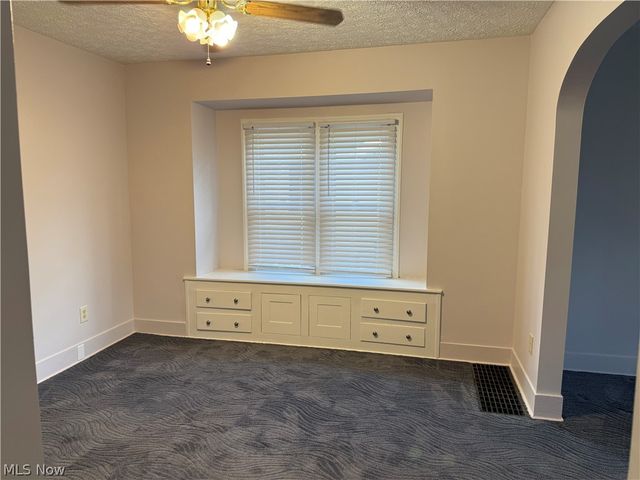 462 Larkin Avenue, Akron, OH 44305