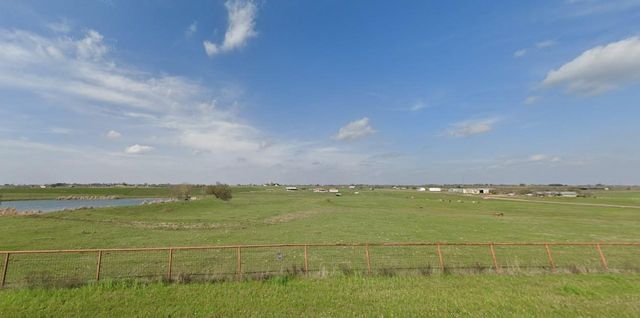 600 County Rd 405, Taylor, TX 76574
