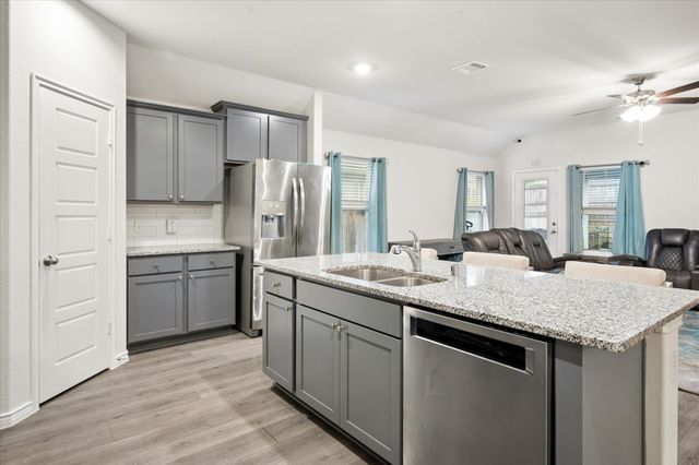 2195 Agarita Way, Princeton, TX 75407