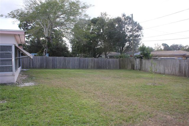 2025 PINE RIDGE DRIVE, Clearwater, FL 33763