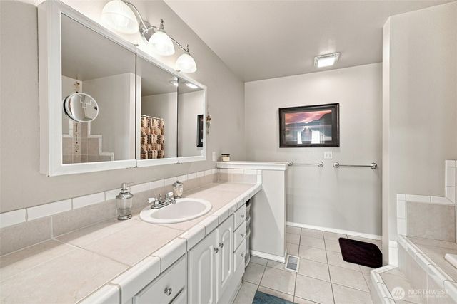 20200 50th Avenue, Ridgefield, WA 98642