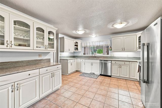 20200 50th Avenue, Ridgefield, WA 98642