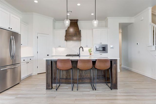 18524 Autumn Grove Drive, Edmond, OK 73012