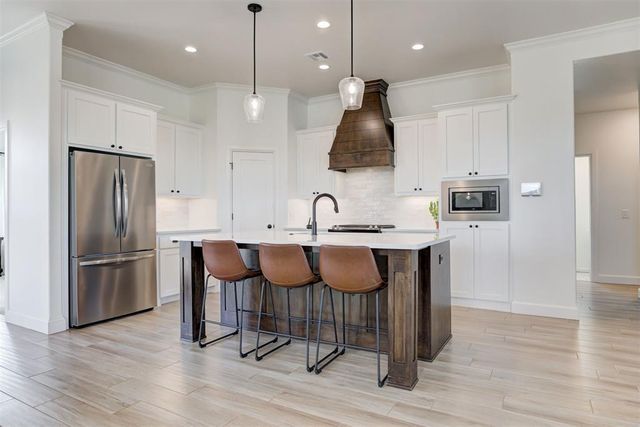 18524 Autumn Grove Drive, Edmond, OK 73012