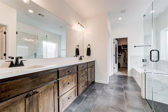 18524 Autumn Grove Drive, Edmond, OK 73012