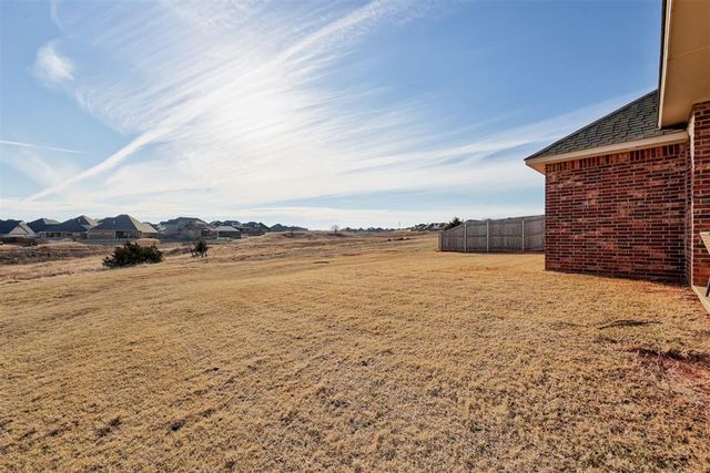 18524 Autumn Grove Drive, Edmond, OK 73012