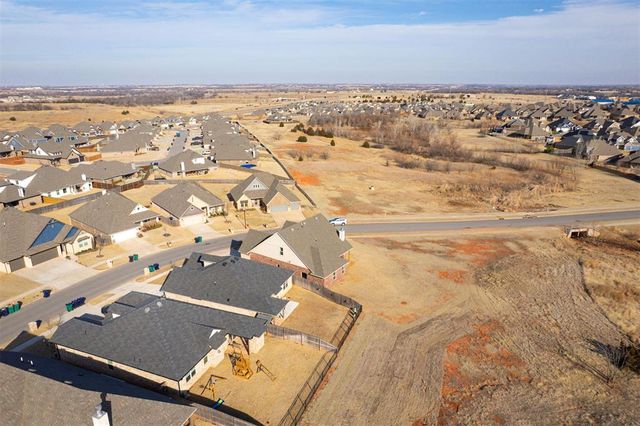 18524 Autumn Grove Drive, Edmond, OK 73012