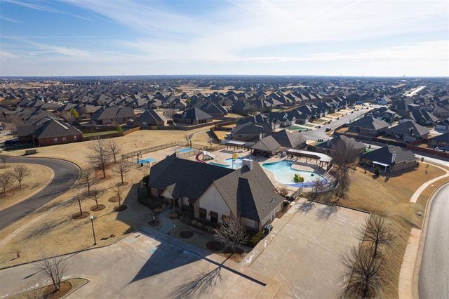 18524 Autumn Grove Drive, Edmond, OK 73012