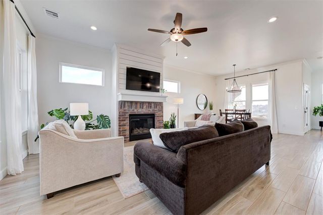 18524 Autumn Grove Drive, Edmond, OK 73012