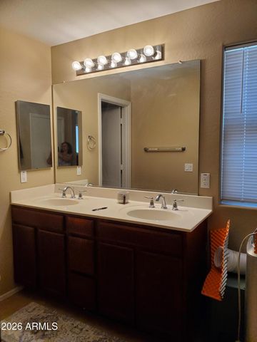2644 N 73RD Glen, Phoenix, AZ 85035