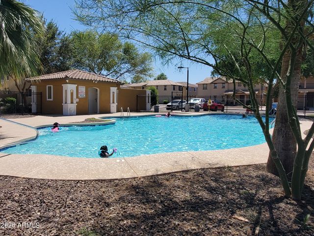 2644 N 73RD Glen, Phoenix, AZ 85035