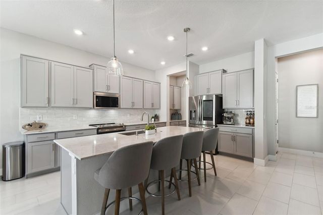 7611 S FAUL STREET, Tampa, FL 33616