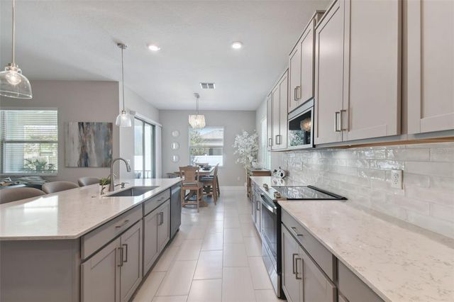 7611 S FAUL STREET, Tampa, FL 33616