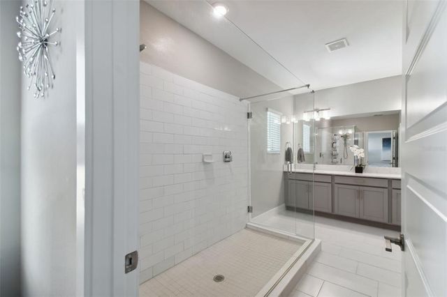 7611 S FAUL STREET, Tampa, FL 33616