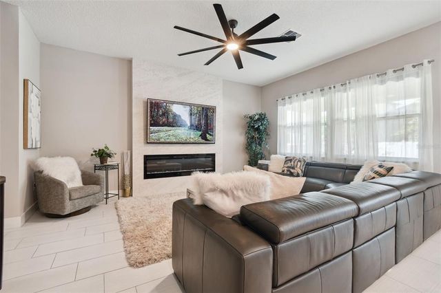 7611 S FAUL STREET, Tampa, FL 33616