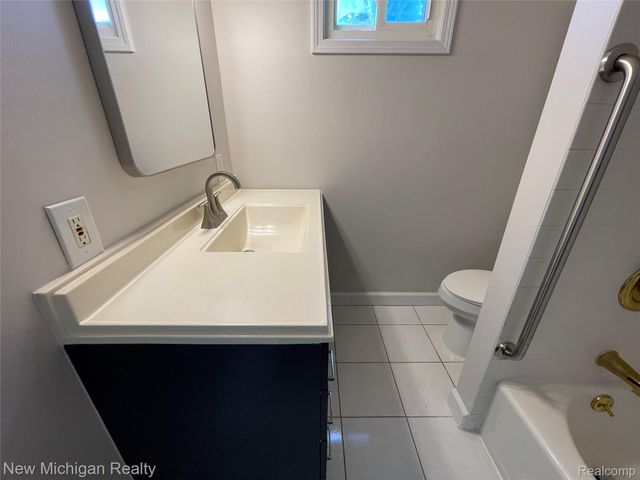 160 Chopin Street, Troy, MI 48083
