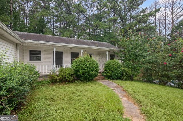 598 Beavers Road, Grantville, GA 30220