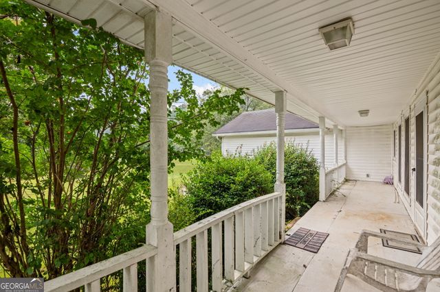 598 Beavers Road, Grantville, GA 30220