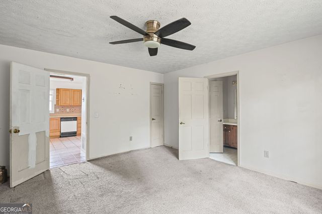 598 Beavers Road, Grantville, GA 30220