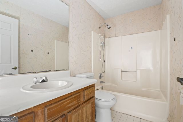 598 Beavers Road, Grantville, GA 30220