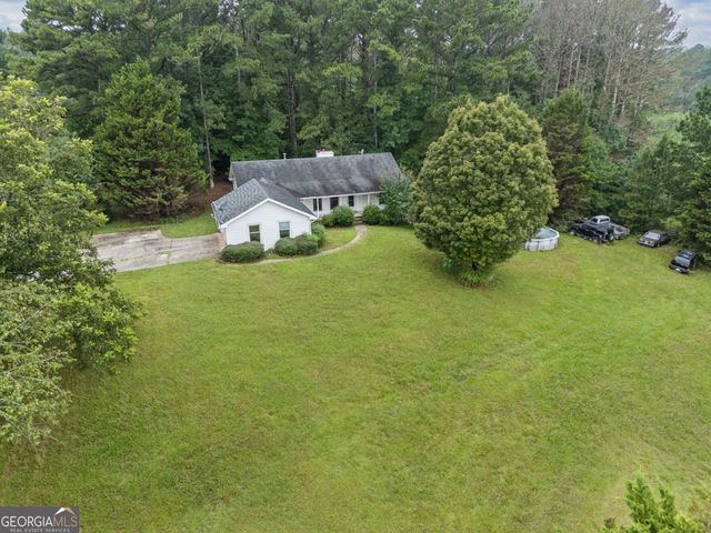 598 Beavers Road, Grantville, GA 30220