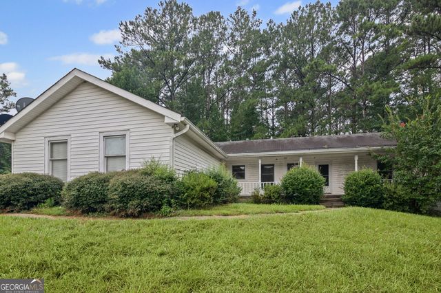 598 Beavers Road, Grantville, GA 30220