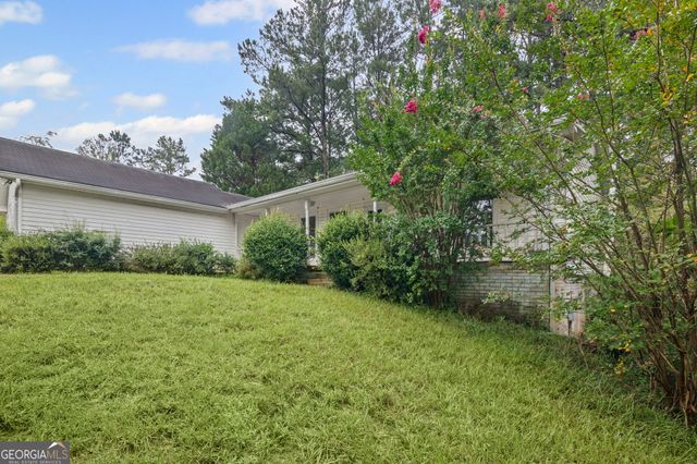 598 Beavers Road, Grantville, GA 30220