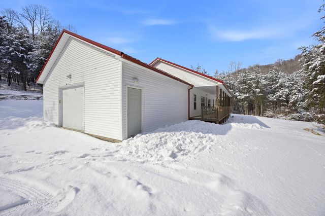 8942 Quicks Run Road, Vanceburg, KY 41179