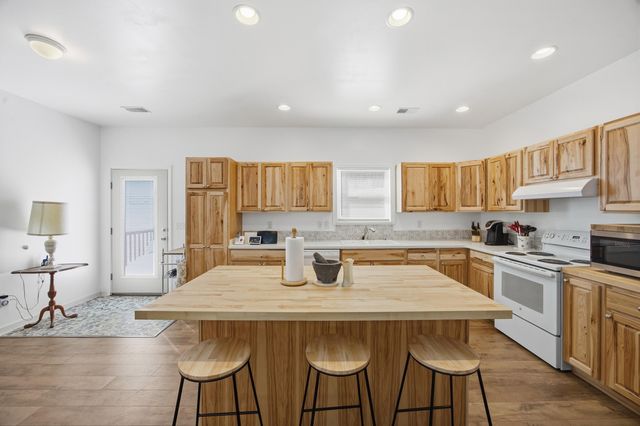 8942 Quicks Run Road, Vanceburg, KY 41179