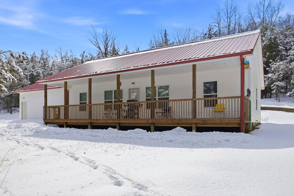 8942 Quicks Run Road, Vanceburg, KY 41179