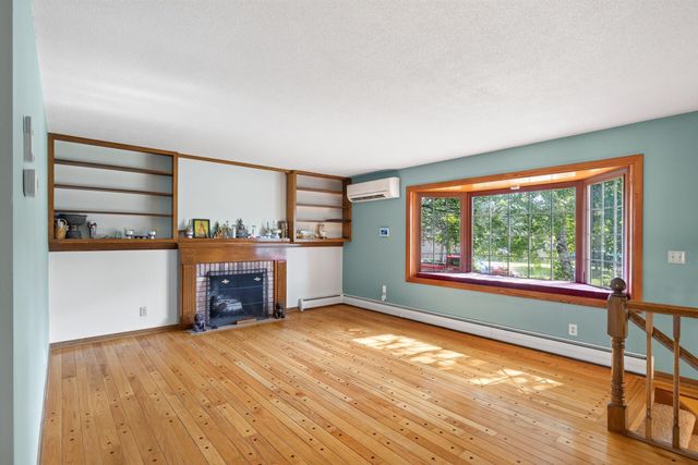 10704 Prescott Court, Burnsville, MN 55337