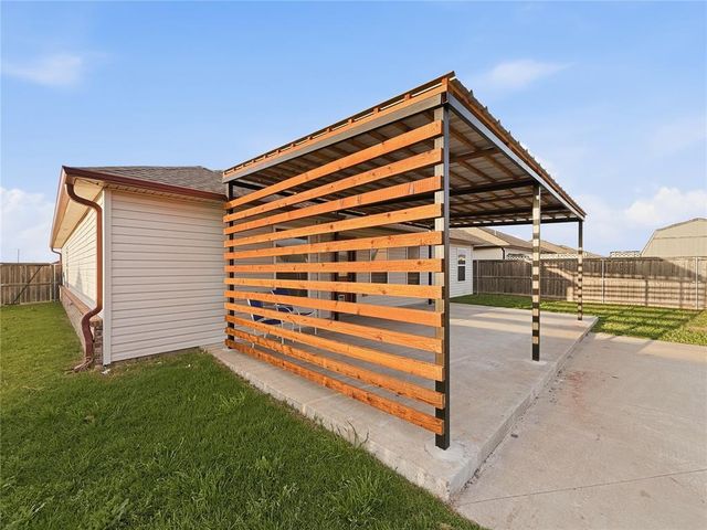 1865 Land Run Drive, El Reno, OK 73036