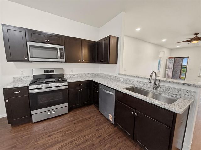 1865 Land Run Drive, El Reno, OK 73036