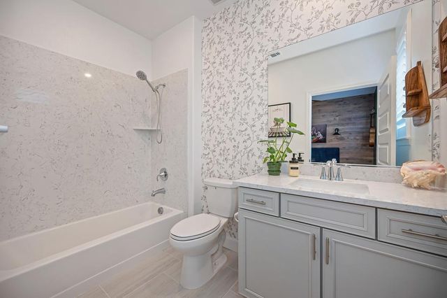 5030 Peace Lily Ln, Roseville, CA 95747
