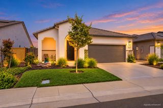 5030 Peace Lily Ln, Roseville, CA 95747