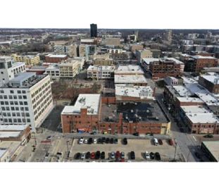 132 Park Central Square, Springfield, MO 65806