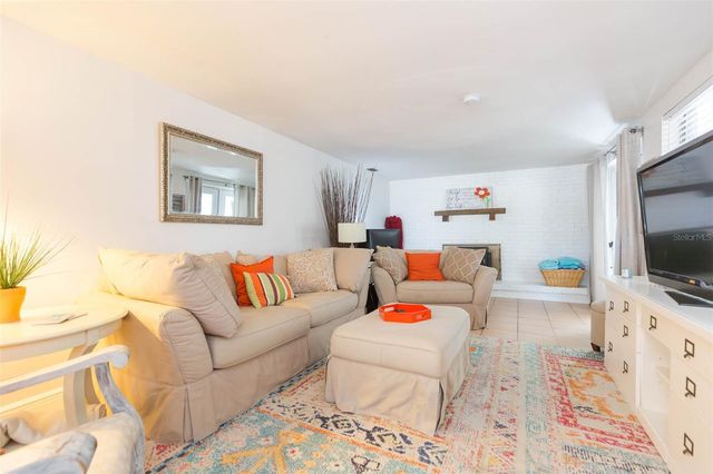 4206 W WISCONSIN AVENUE, Tampa, FL 33616