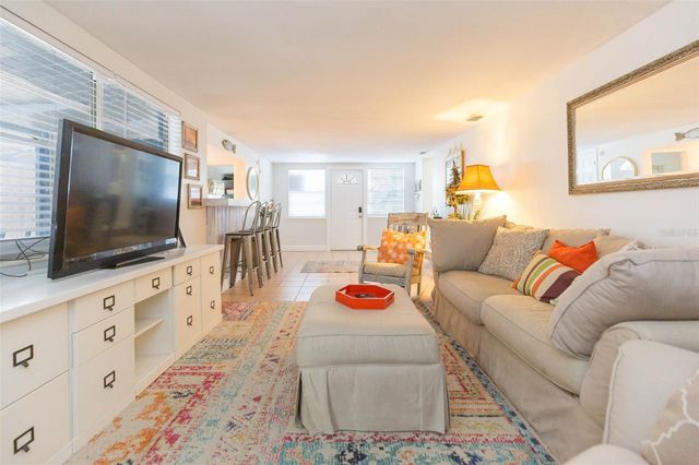 4206 W WISCONSIN AVENUE, Tampa, FL 33616