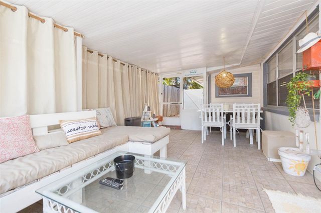 4206 W WISCONSIN AVENUE, Tampa, FL 33616