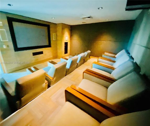 950 Brickell Bay Dr 3709, Miami, FL 33131