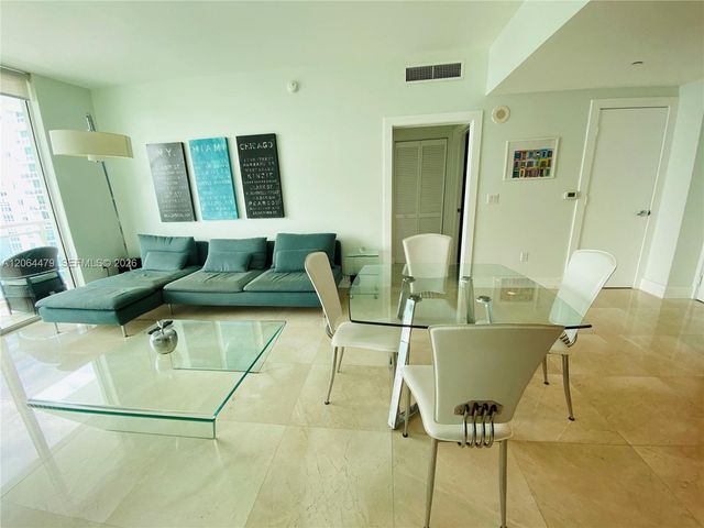 950 Brickell Bay Dr 3709, Miami, FL 33131