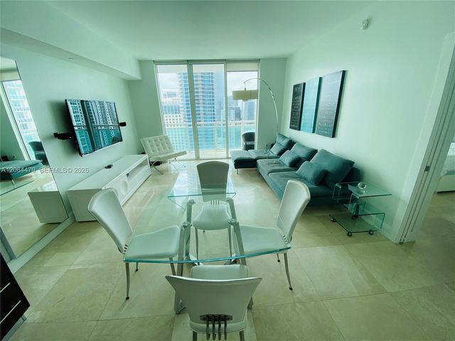 950 Brickell Bay Dr 3709, Miami, FL 33131