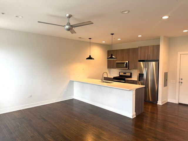 5055 S Dorchester Avenue 103, Chicago, IL 60615