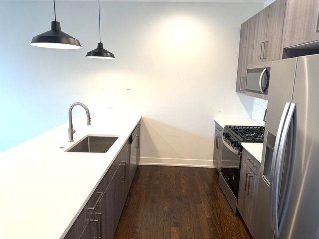 5055 S Dorchester Avenue 103, Chicago, IL 60615