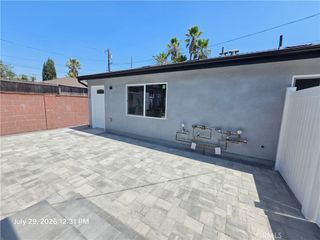 8156 Potter Avenue, North Hollywood, CA 91605